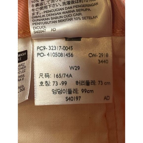 Levi's Salmon Mid-Rise Cuffed Hem 5-Pocket Hem Irregular Fit Size 29 - Picture 5 of 10